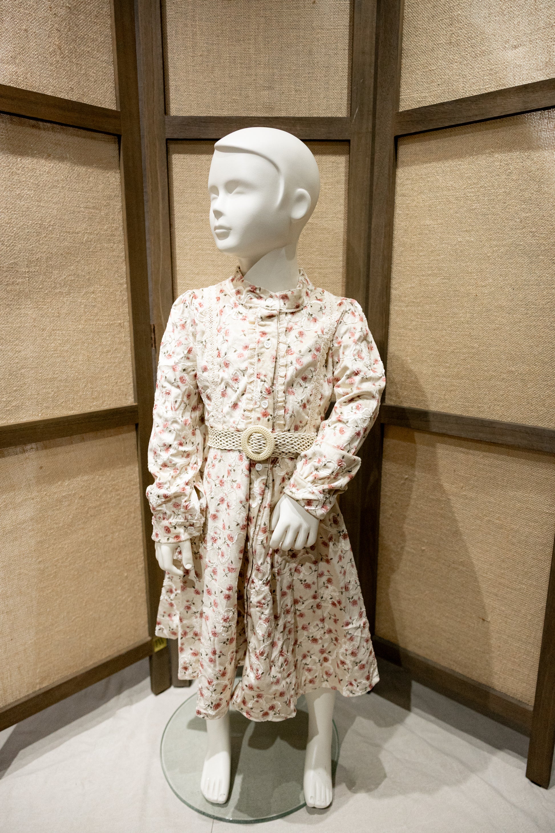 Jurk met bloemenprint en ceintuur