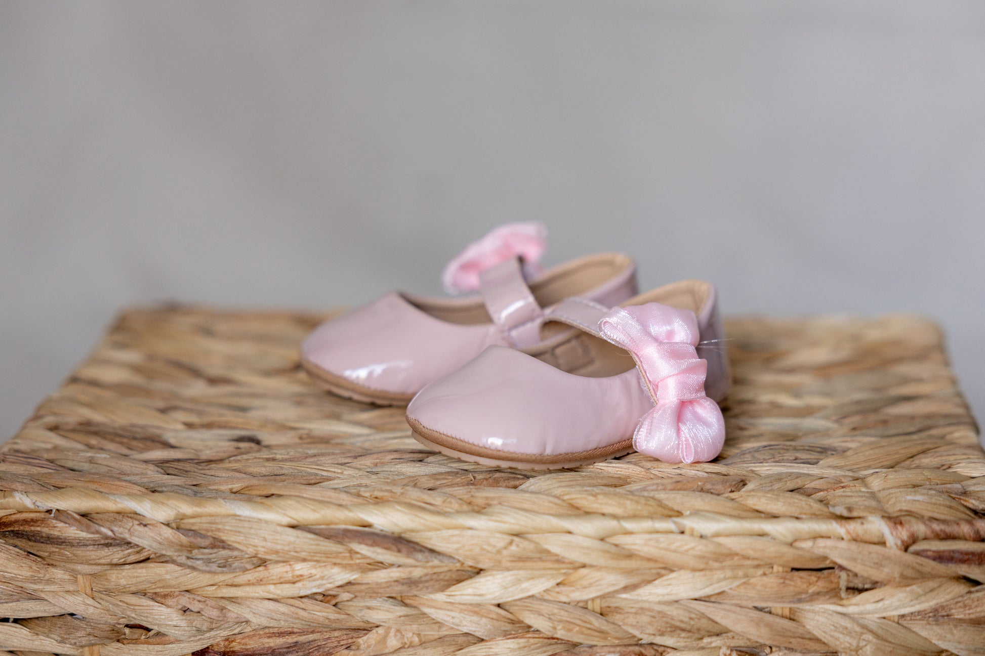 Oudroze lakschoentje