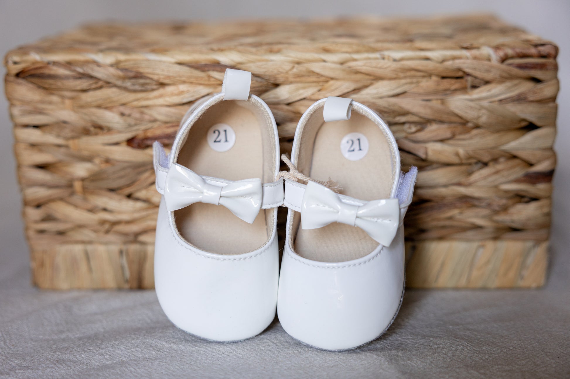 Wit babyschoentje