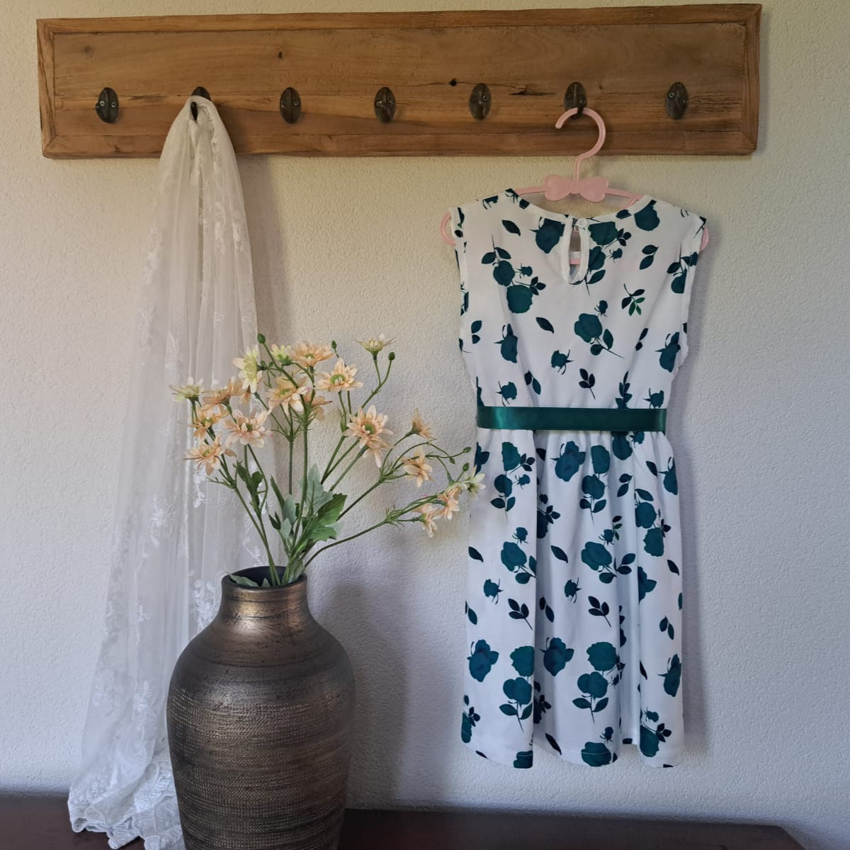 Groen gebloemd jurkje